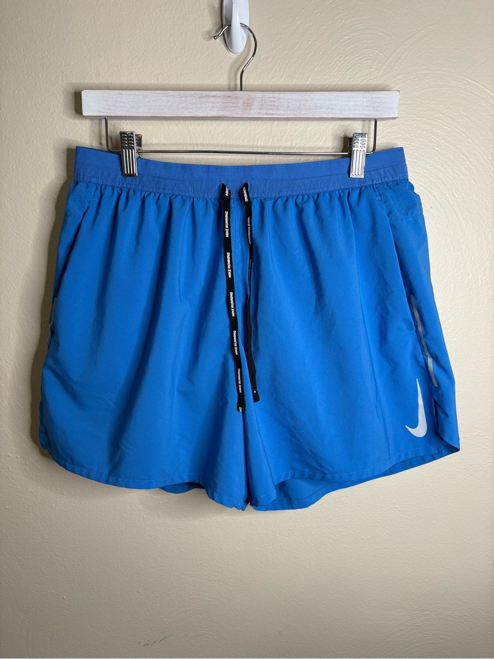 Nike Dri-FIT Challenger Running Shorts XL Blue Athletic Running Training Gym - Picture 2 of 16